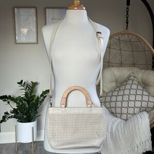 Joy Susan Havana Woven Crossbody / Wooden Handle Bag – Cream